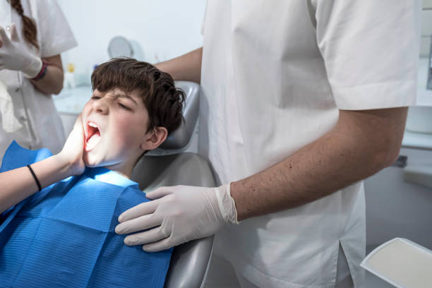 Best Weekend Emergency Dentist in Fennville, MI